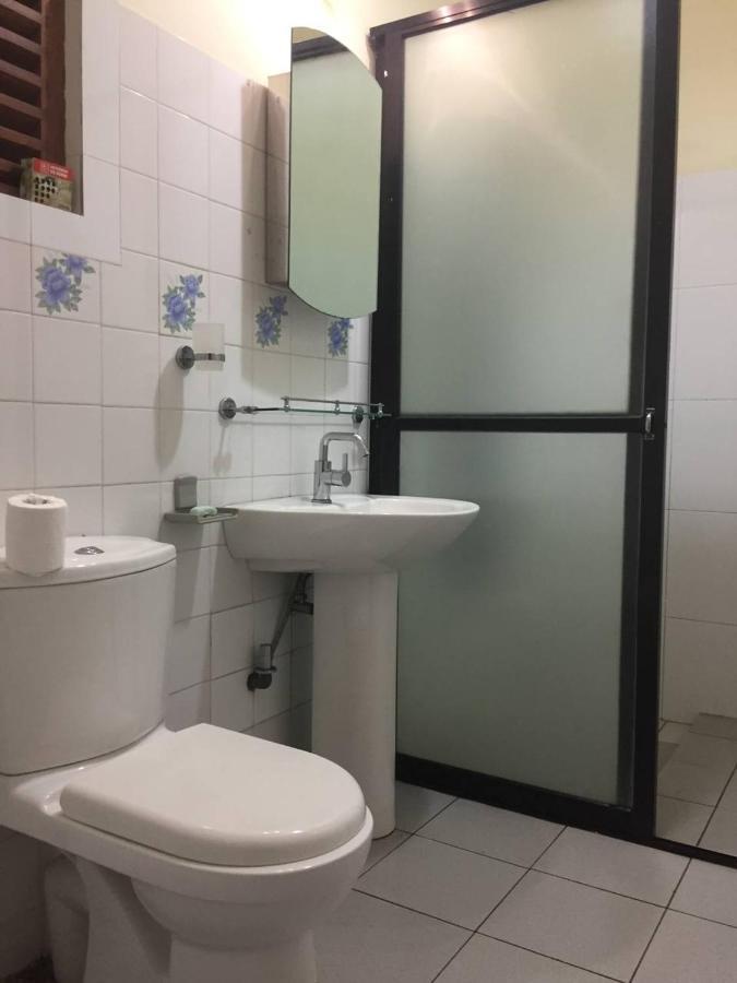 Hotel Shalini Анурадхапура Экстерьер фото
