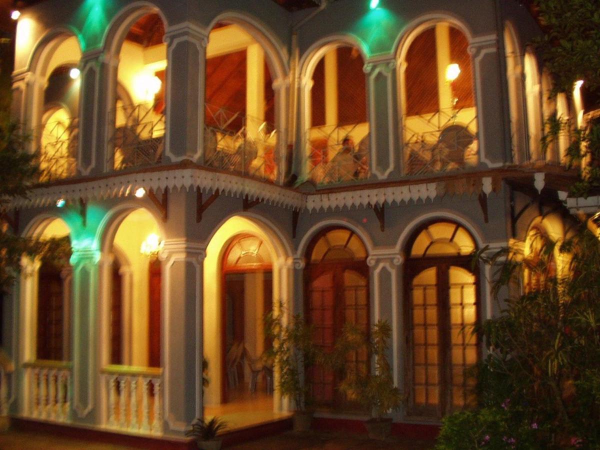 Hotel Shalini Анурадхапура Экстерьер фото