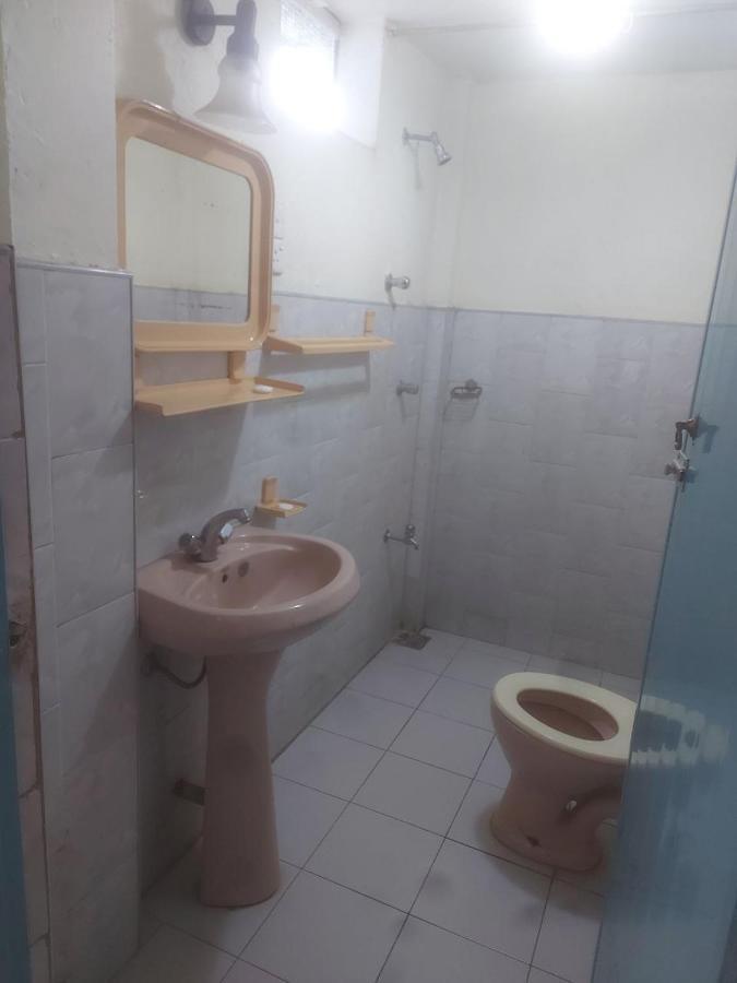 Hotel Shalini Анурадхапура Экстерьер фото